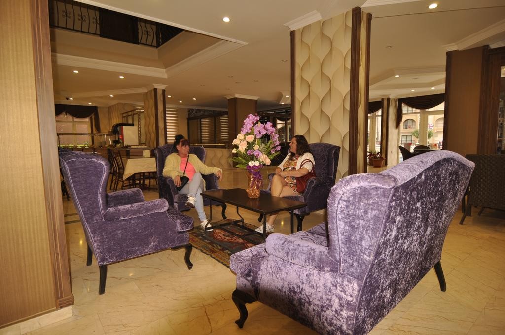 Club Dorado Hotel 3*