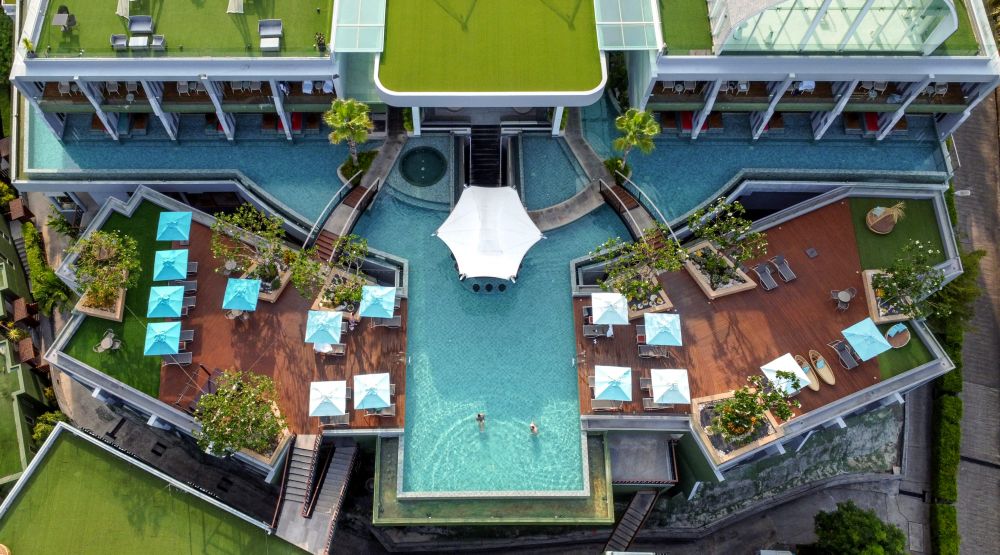 Crest Resort & Pool Villas 5*