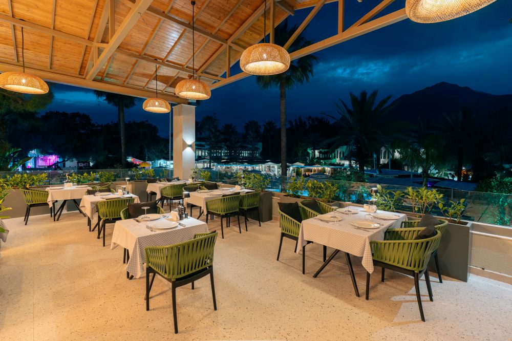 Pirates Beach Club 5*