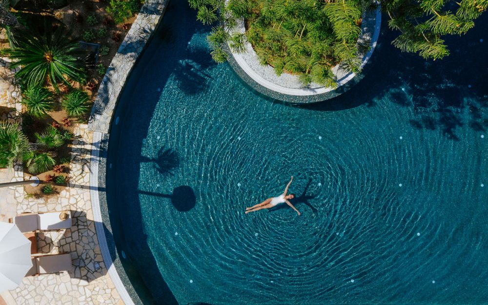 Amathus Beach Hotel 5*