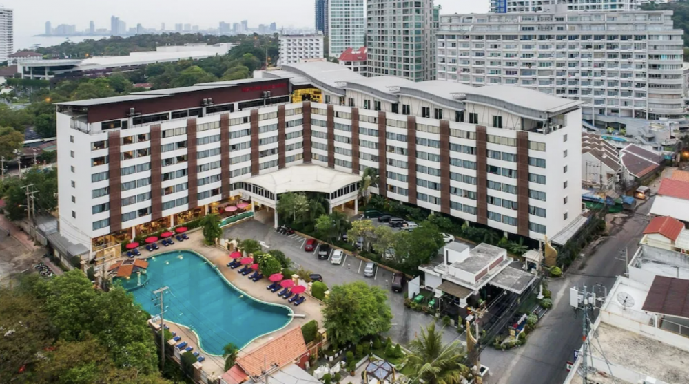 Mountain Beach Resort & Convention Center 3*