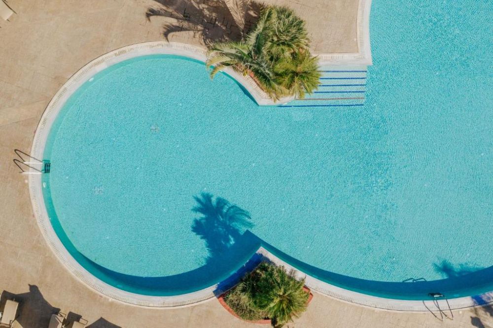 Louis Paphos Breeze 4+