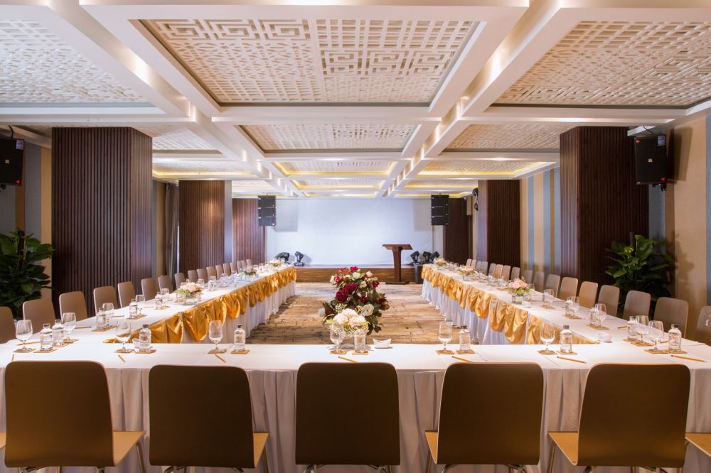 Haian Beach Hotel & Spa 4*