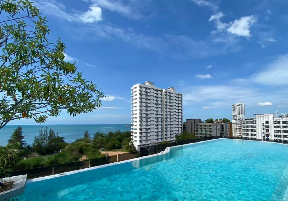 Howard Johnson By Wyndham Pattaya Jc (ex. Bluphere Select Pattaya) 4*