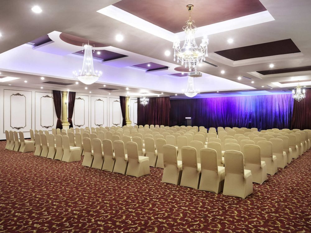 Mercure Danang French Village Bana Hills 4*
