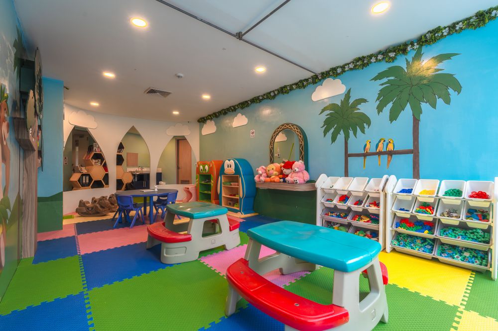 Splash Beach Resort Maikhao Phuket 5*