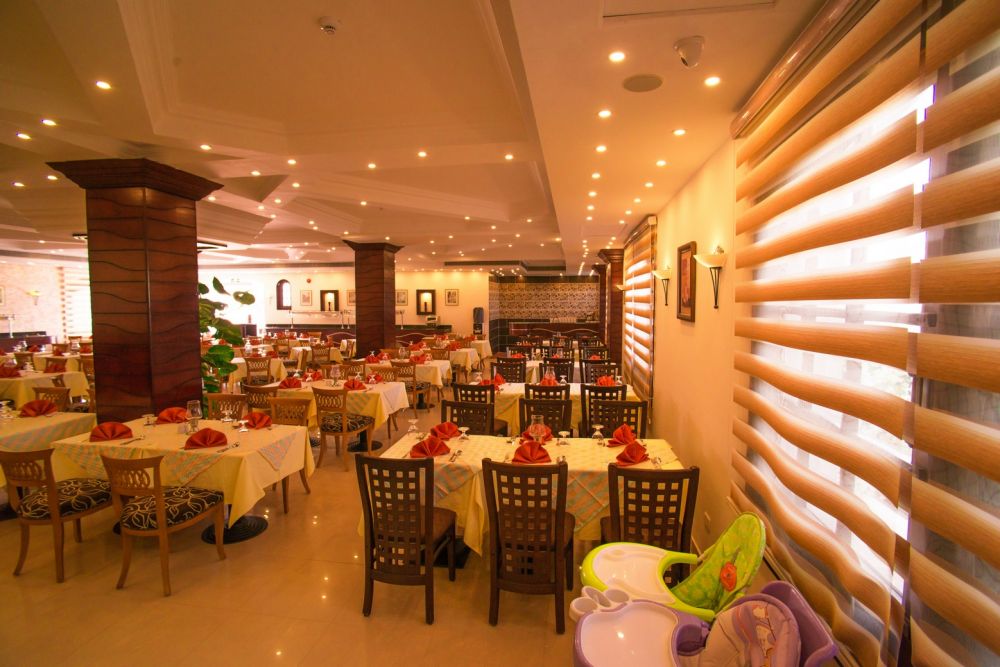 Tivoli Hotel Aqua Park 4*