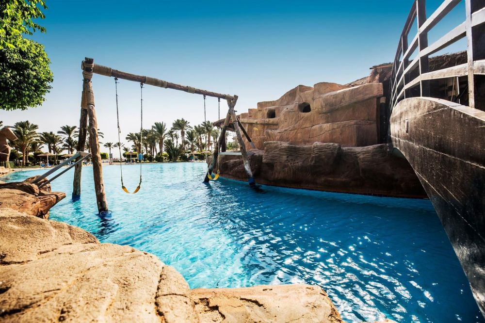 V Grand Resort Sahl Hasheesh ( ex. Pyramisa Beach Resort Sahl Hasheesh) 4*