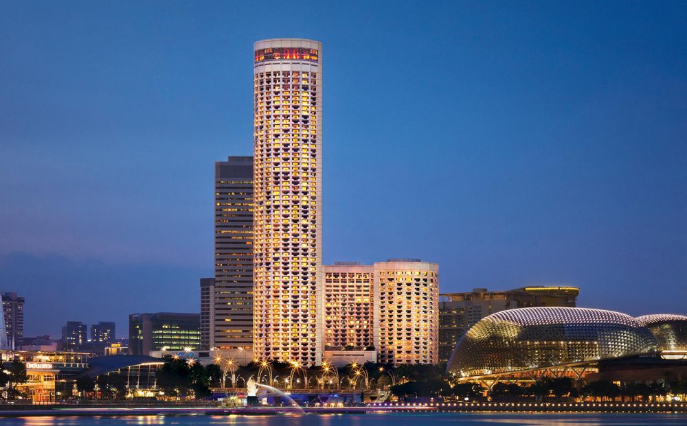 Swissotel The Stamford 5*