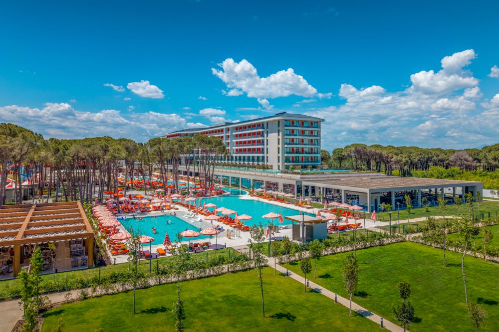 Trendy Perge Resort & Suites 5*