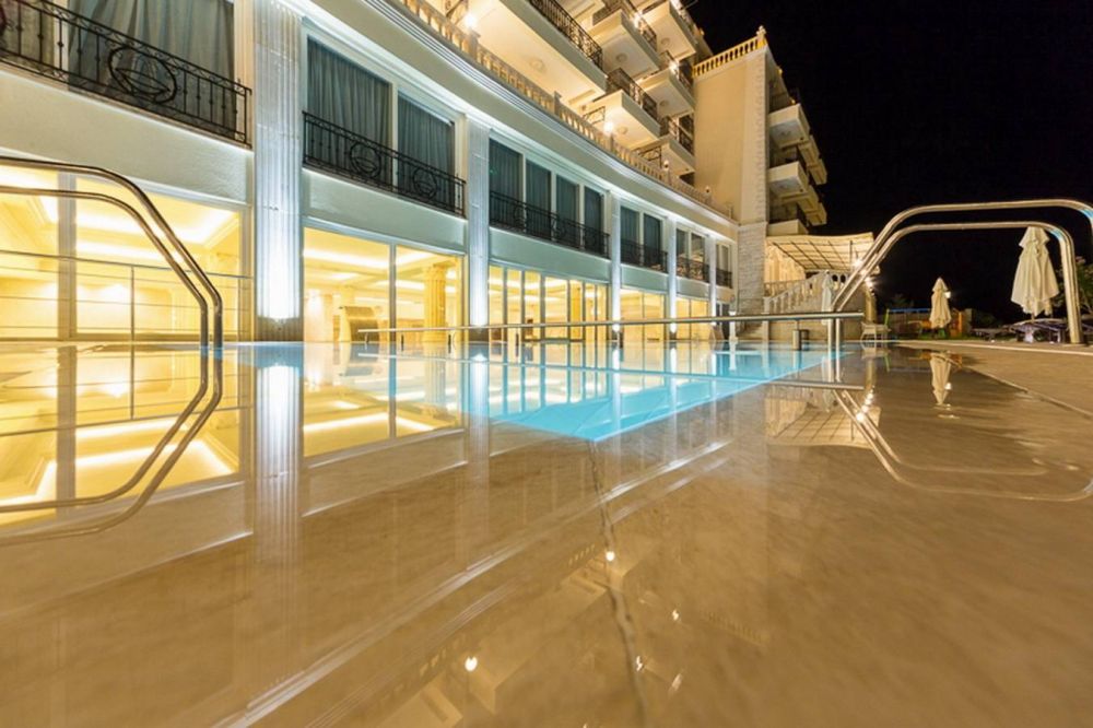 Therma Palace 5*