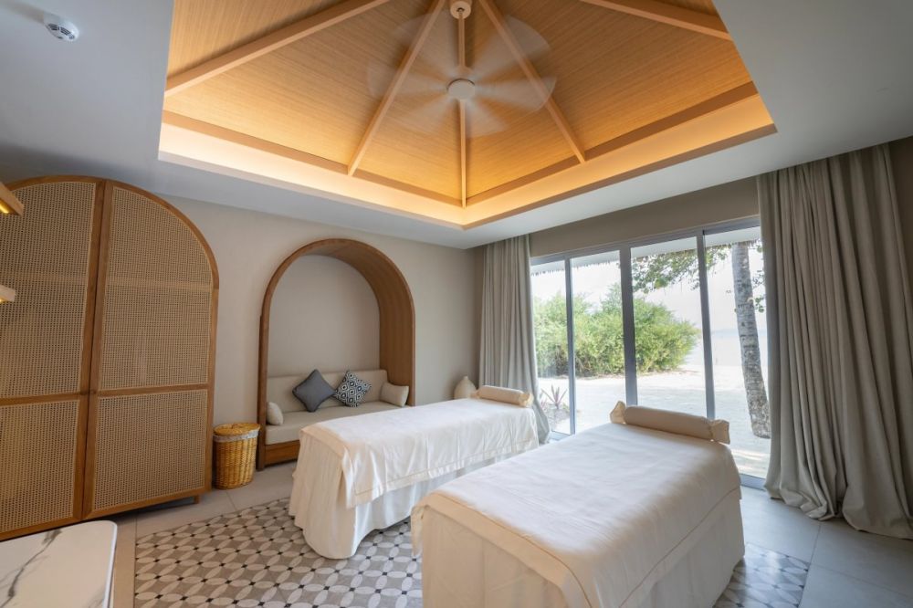 Eri Maldives (ex. Eriyadu Island Resort) 4*