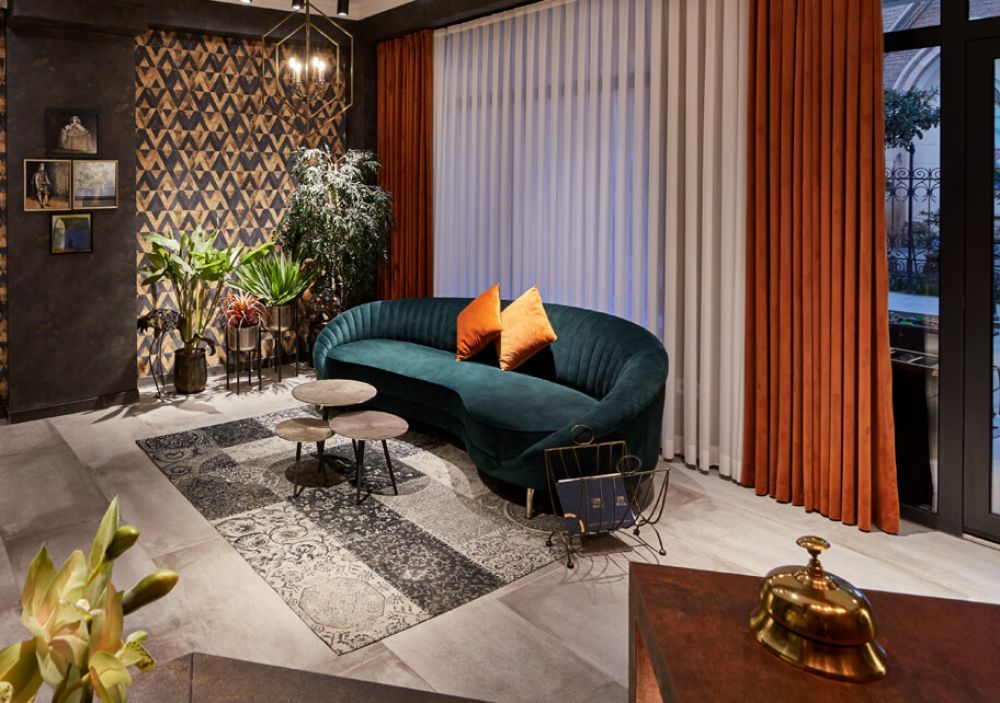 City Hotel 4*