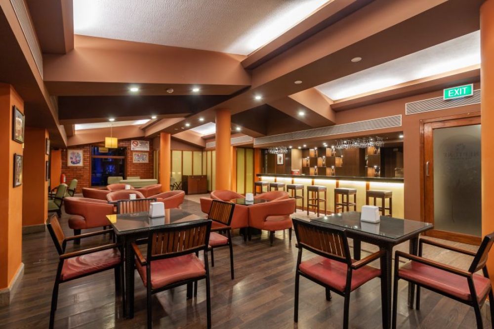 Acron Seaway Resort 3*