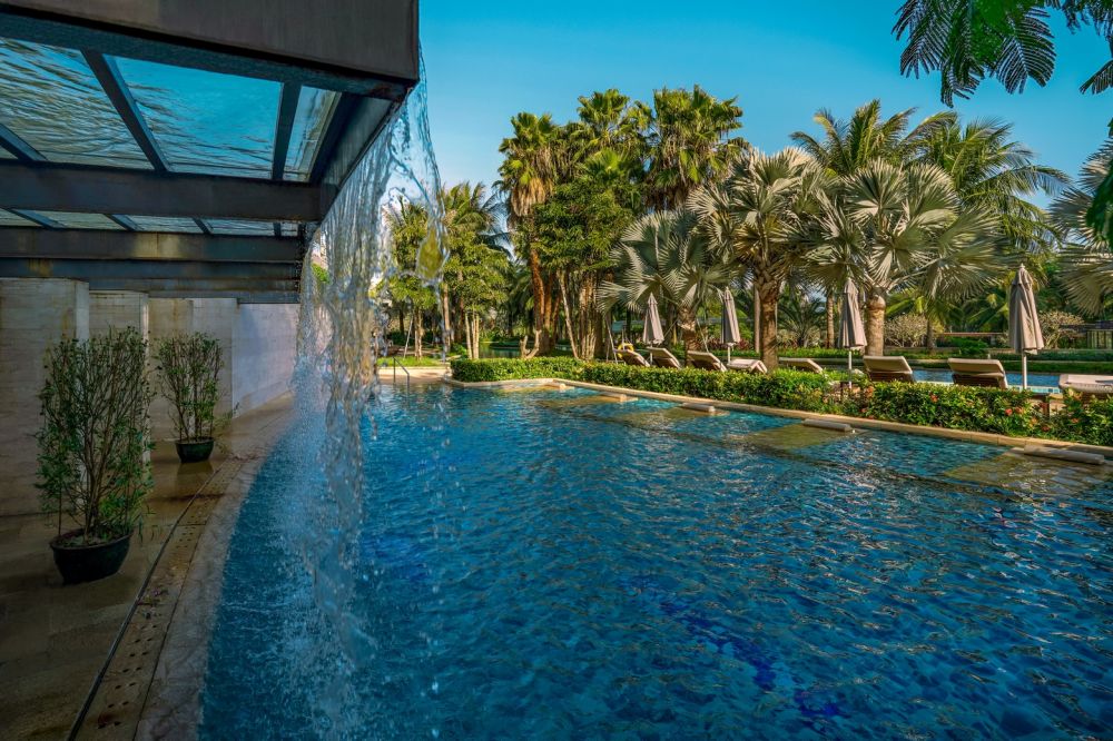 Mangrove Tree Resort Haitangbay 5*