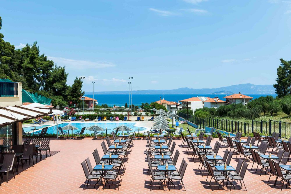 Atrium 4*