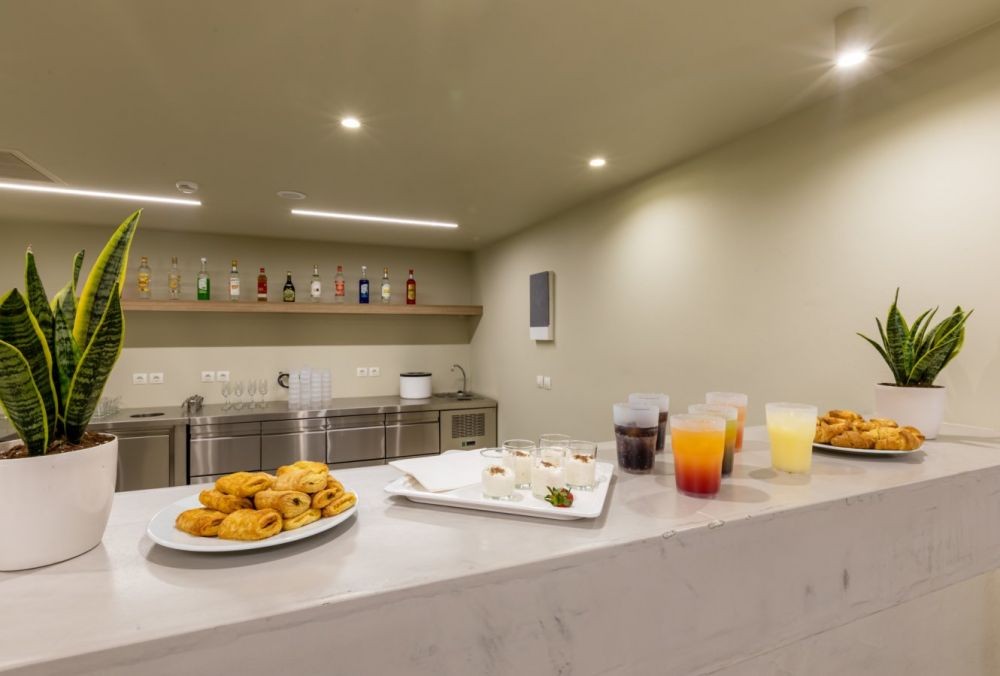 White Olive Elite Rethymno 5*