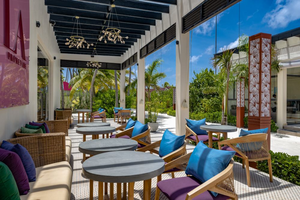 OBLU Xpereince Ailafushi 4*