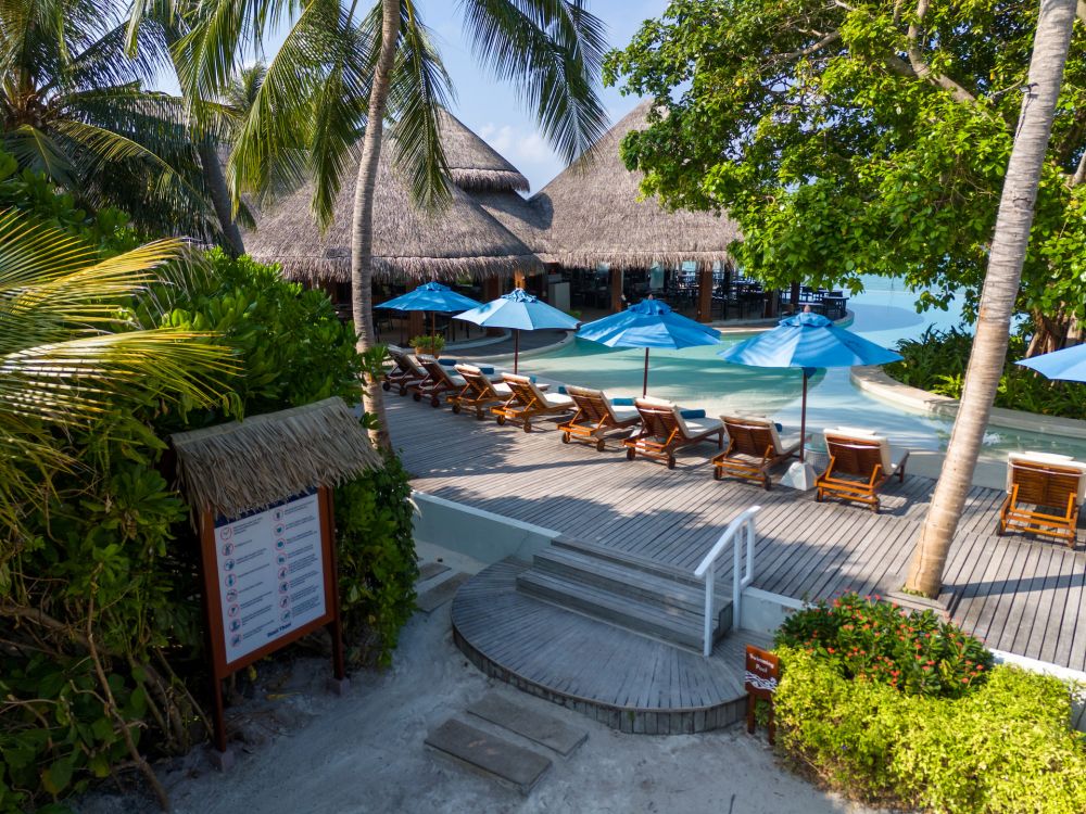 Dusit Thani Maldives 5*