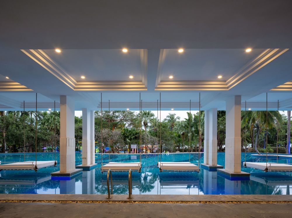 Novotel Sanya Bay Yatai 5*