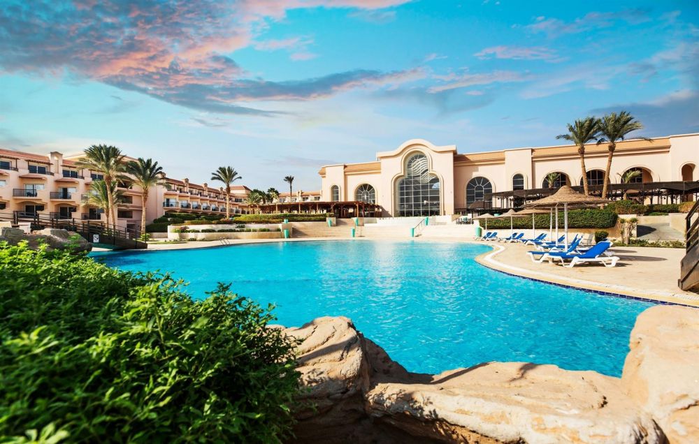 V Grand Resort Sahl Hasheesh ( ex. Pyramisa Beach Resort Sahl Hasheesh) 4*