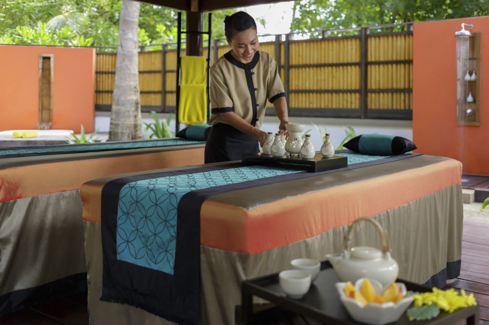Angsana Velavaru 5*