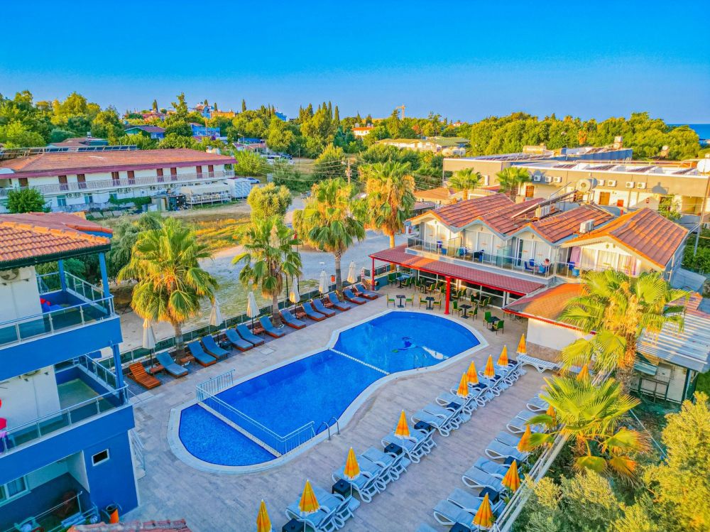 Sayanora Hotel 3*
