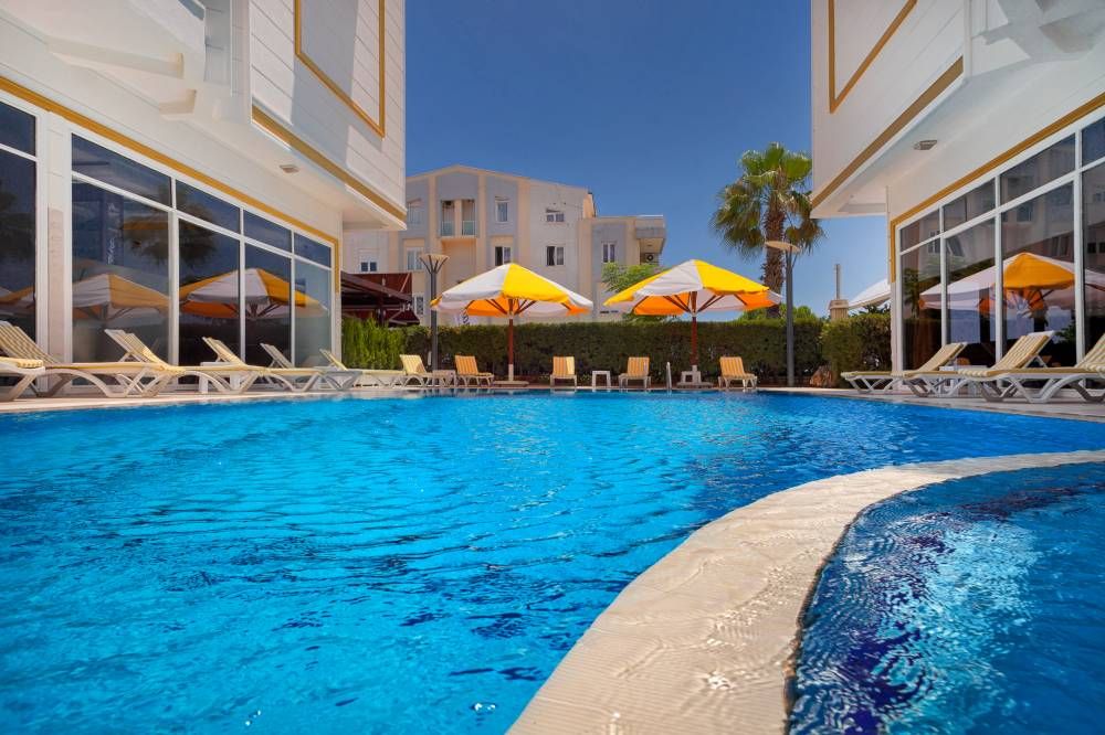 Golden Orange Hotel 