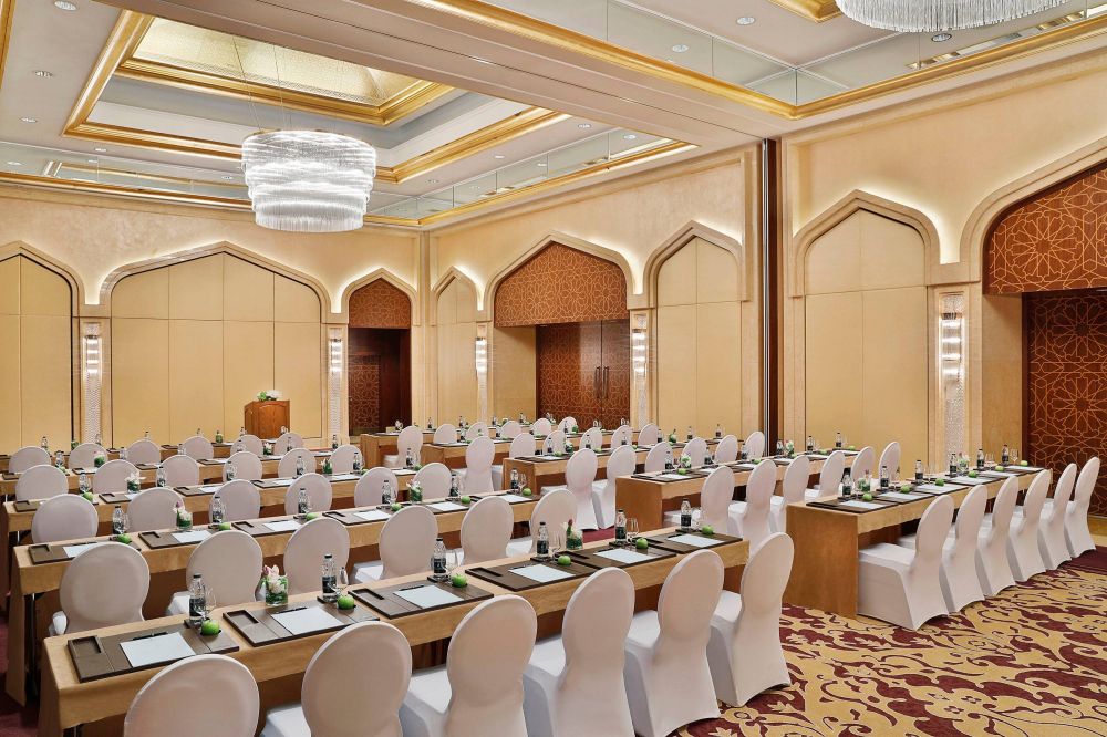 The Ritz-Carlton, Dubai 5*