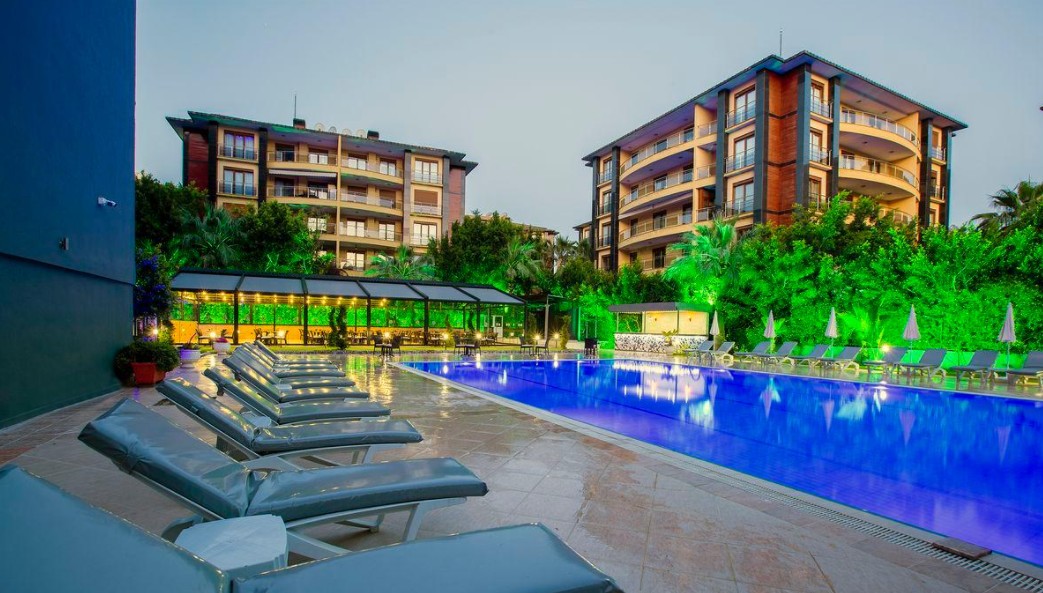 Royalisa Hotel 3*