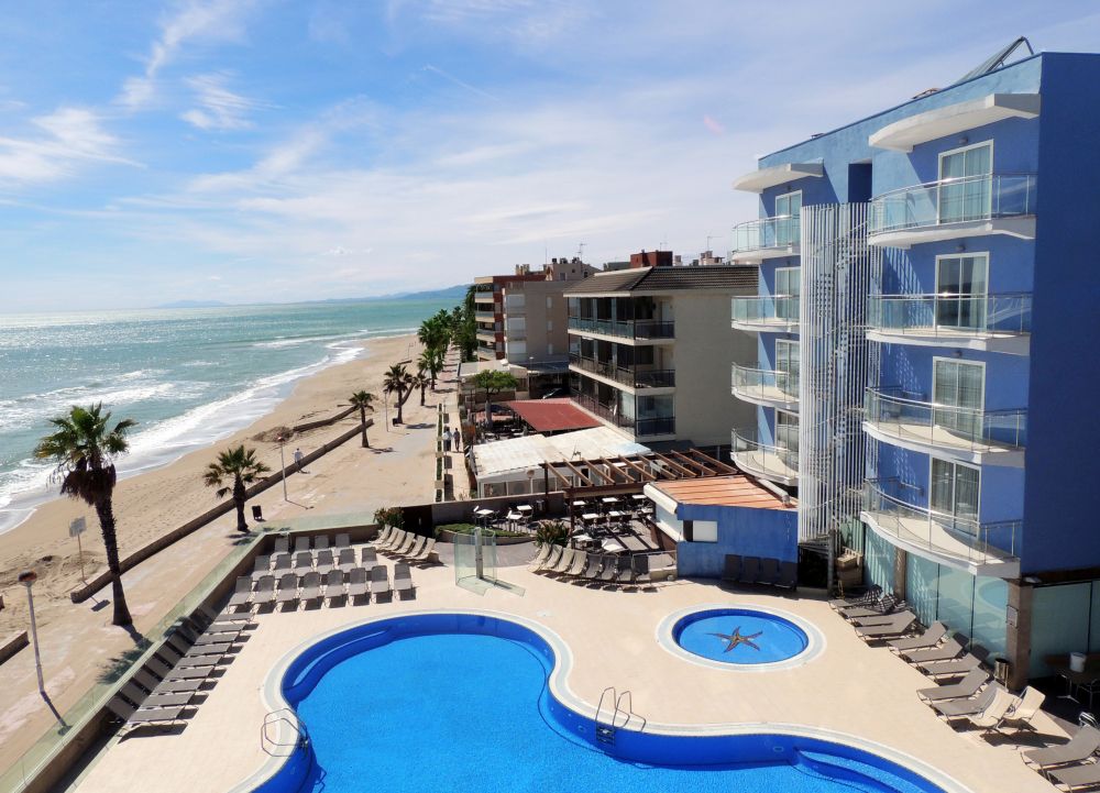 Augustus Hotel 4*