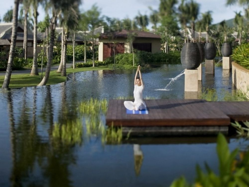 The Ritz-Carlton Sanya Yalong Bay 5*