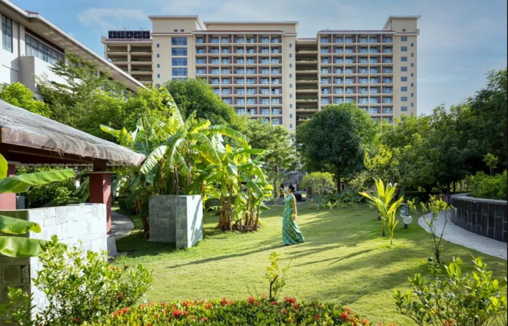 Sanya Xizang Hotel (ex. Sanya Tibet Hotel) 5*