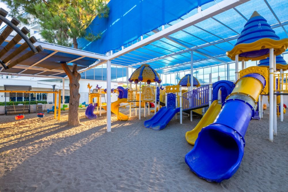 Crystal Admiral Aqua Collection (ex. Crystal Admiral Resort Suites & Spa) 5*