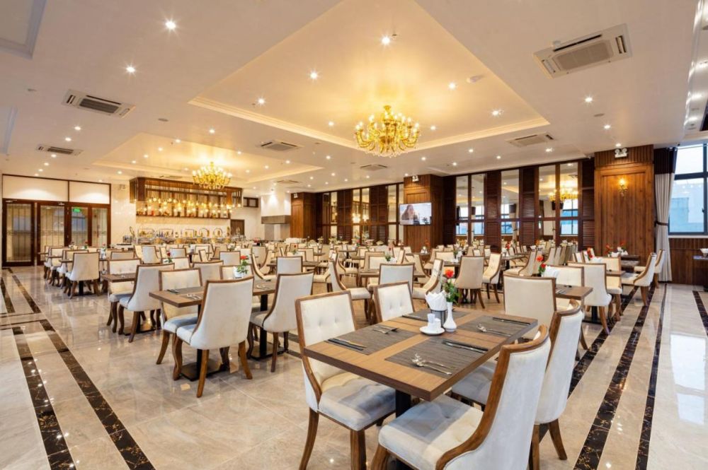 Daphovina Hotel (ex.Aston Nha Trang City Hotel) 4*
