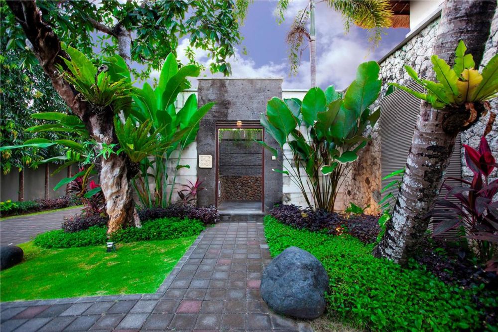 Abi Bali Resort and Villa 4*