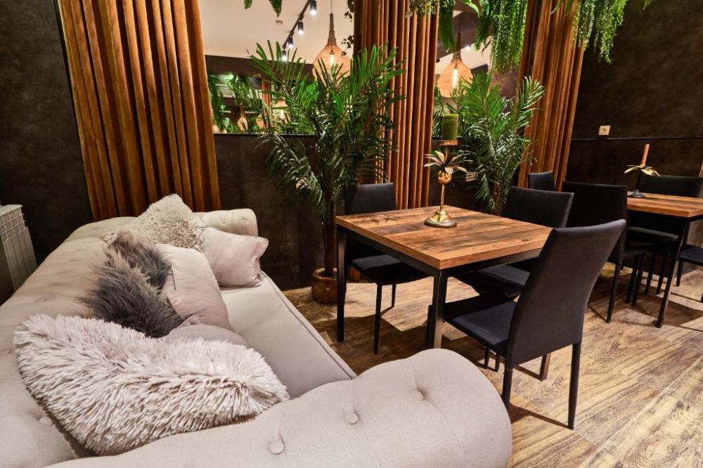 City Hotel 4*