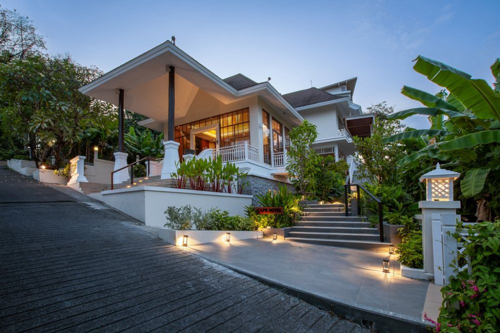 Cape Panwa Hotel 5*