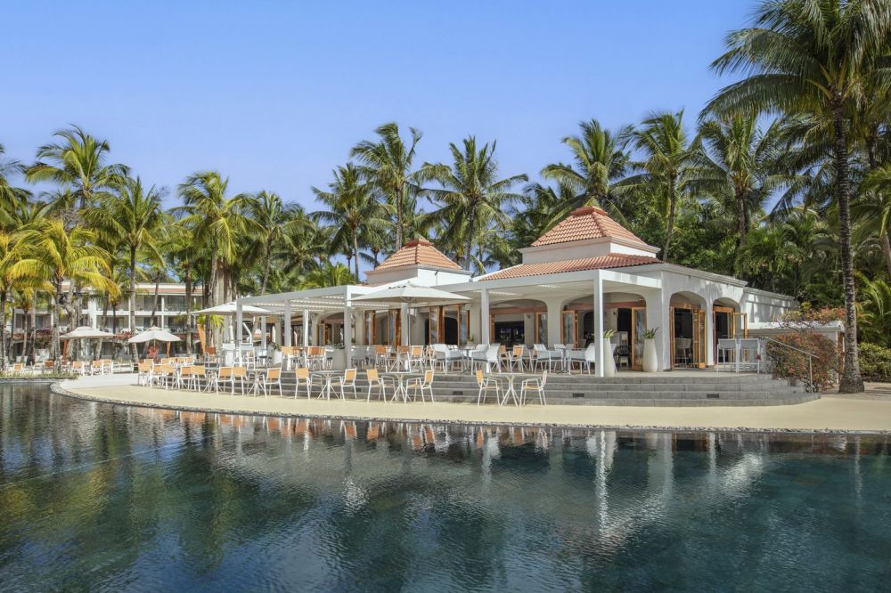 Mauricia Beachcomber Resort & SPA 4*