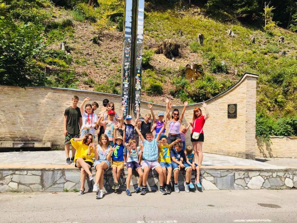 Joy Camp Карпати Kids Club 