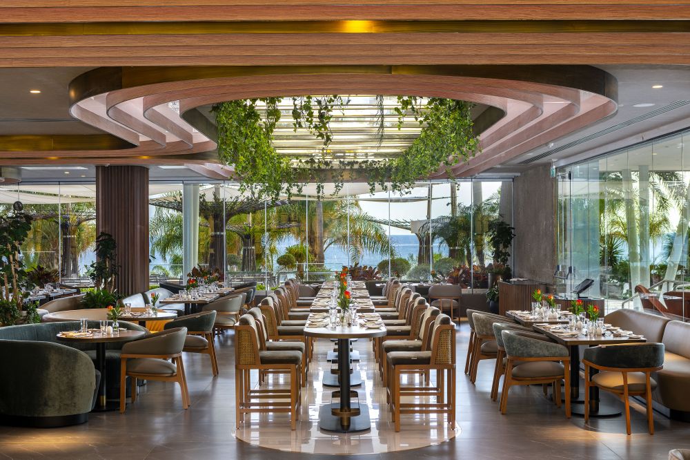 Amathus Beach Hotel 5*