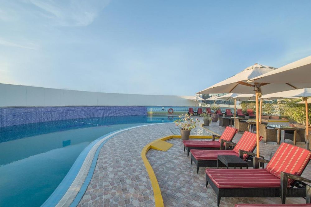 Sunday Holiday International Hotel (ex. Holiday International Hotel Embassy District) 4*