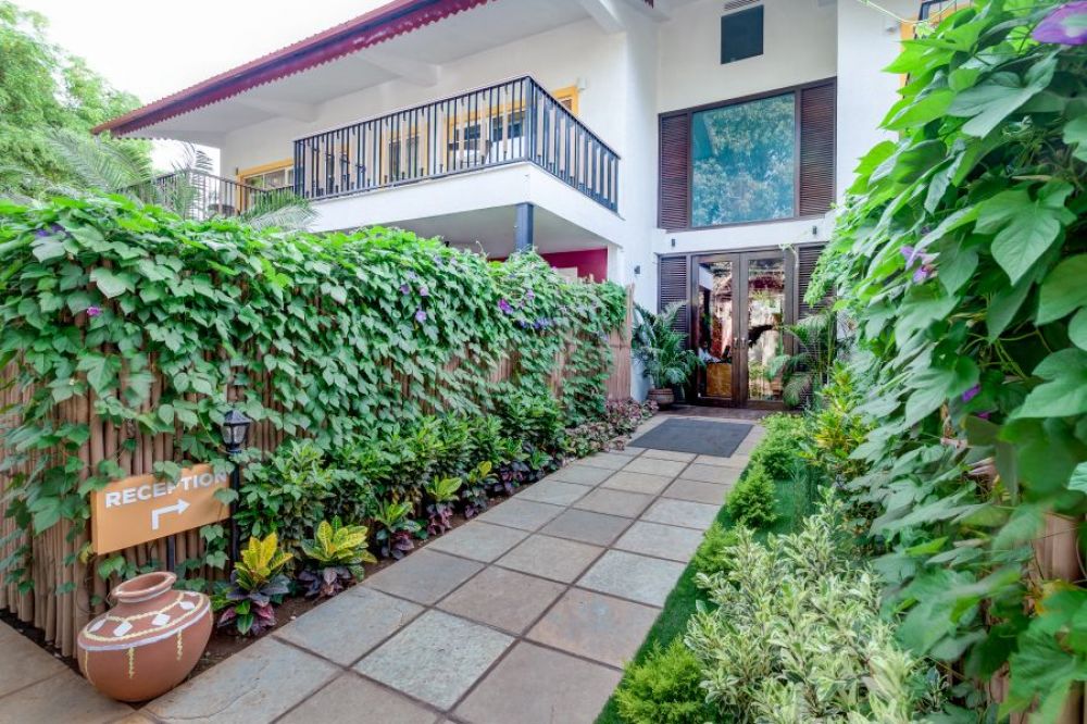 Acron Seaway Resort 3*