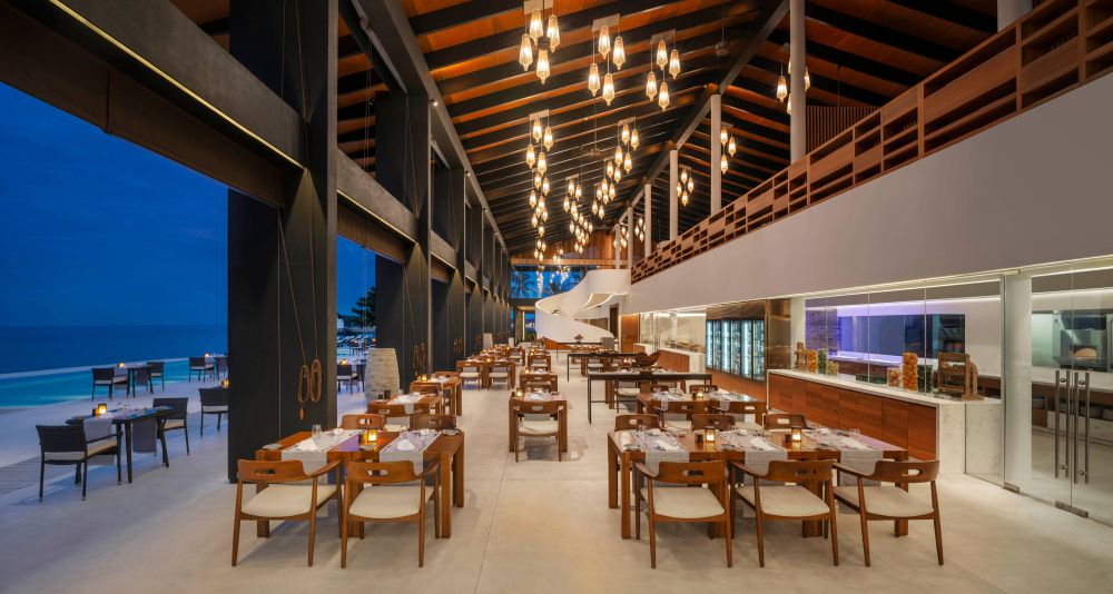 The Westin Maldives Miriandhoo Resort 5*