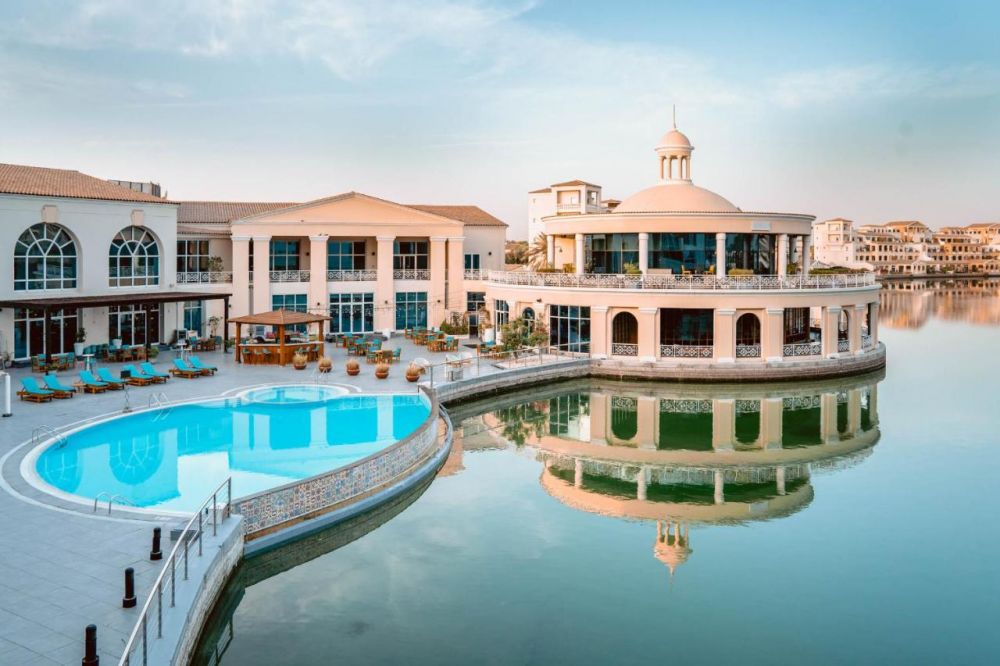 Millennium Lakeview Hotel (ex. Copthorne Lakeview Hotel) 4*