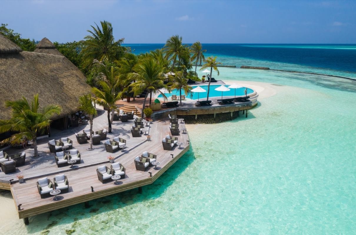 Komandoo Island Resort 4*