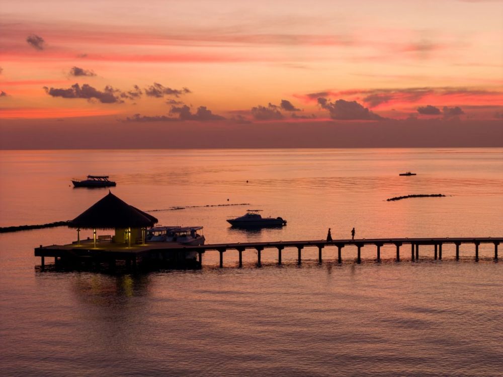 Eri Maldives (ex. Eriyadu Island Resort) 4*
