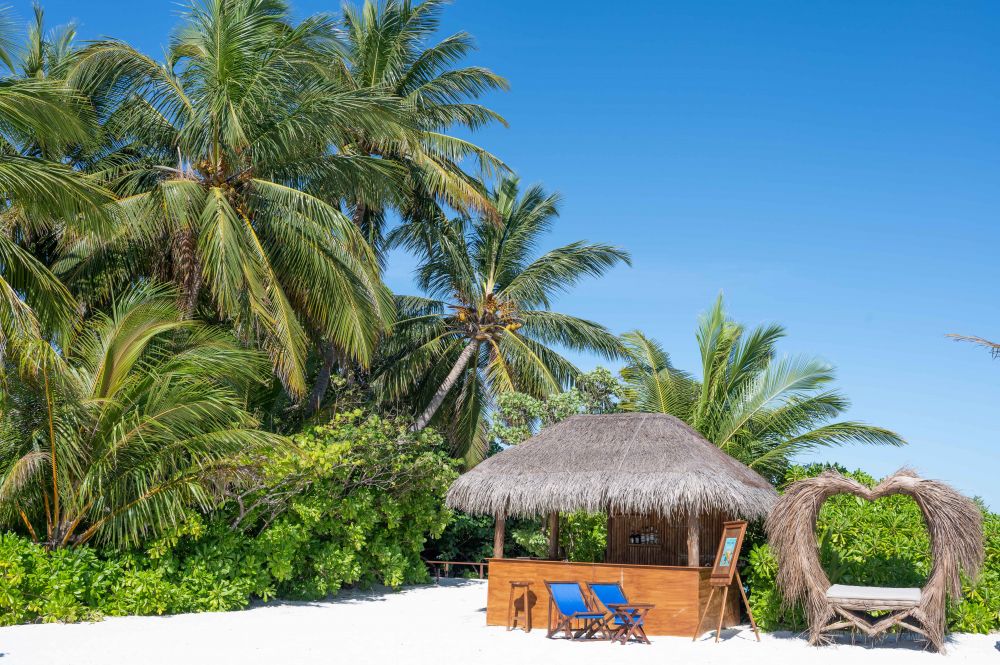 Makunudu Island | Adults Only 10+ 4*