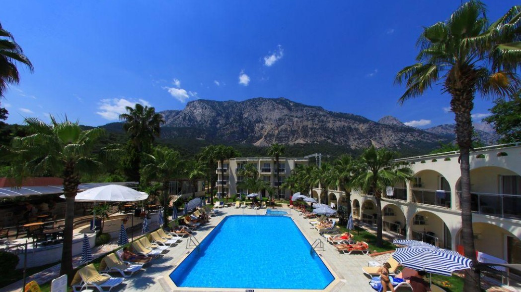 Hotel Golden Sun (Adults Only 12+) 3*