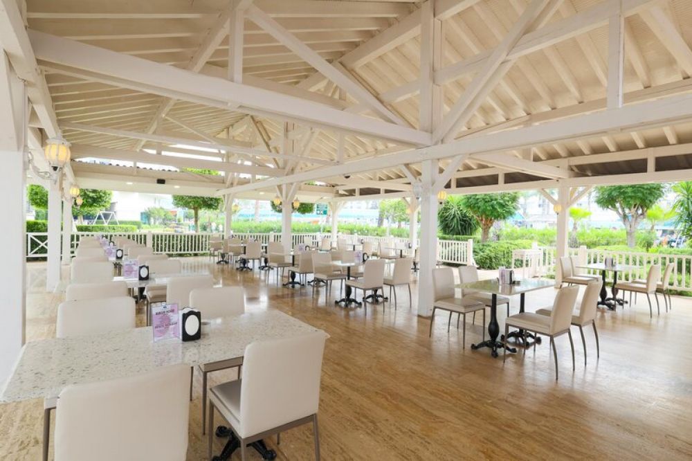 Crystal Admiral Aqua Collection (ex. Crystal Admiral Resort Suites & Spa) 5*